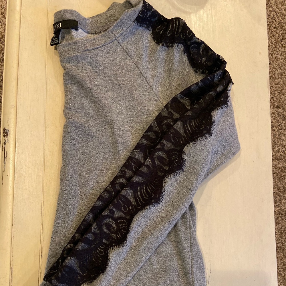 Forever 22 Lace Detail Sweatshirt